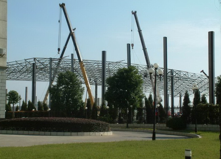 都匀加油站罩棚网架