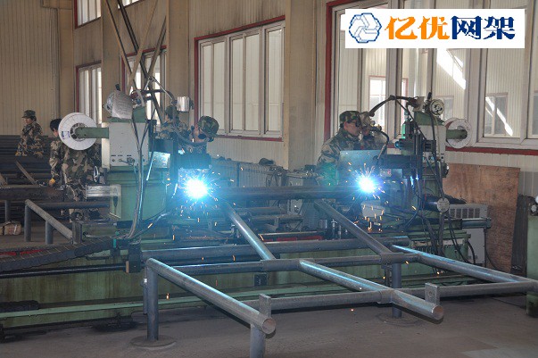 都匀螺栓球网架加工车间